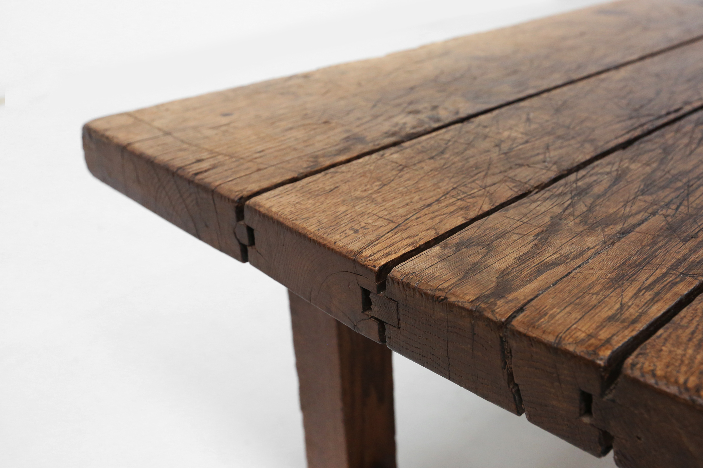 Rustic wooden coffee table 1890thumbnail